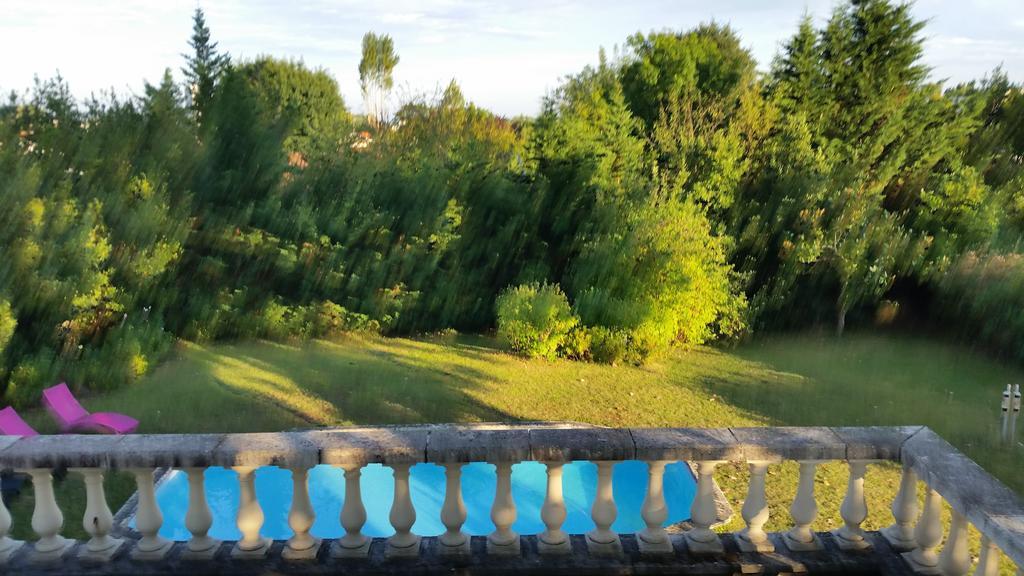 Chambres D'Hotes Les Marronniers Бордо Номер фото